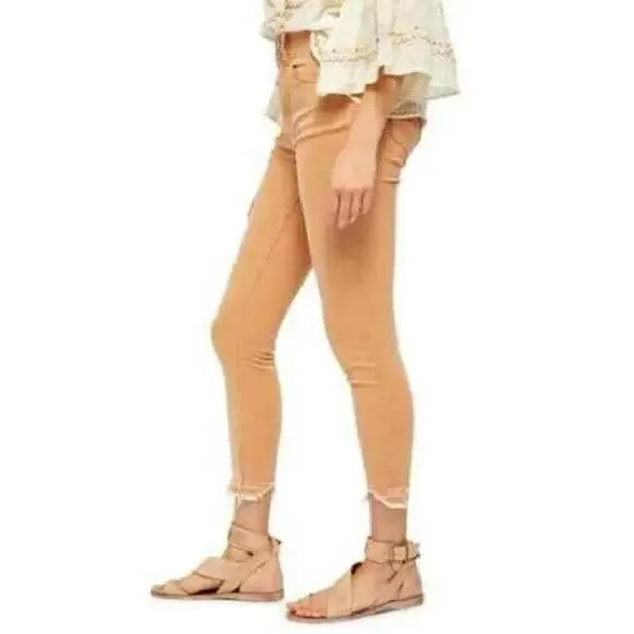 Free People Women's Wild Child Raw-Hem Skinny Jeans Light Brown Size 24, $78 NWT - Picture 3 of 5